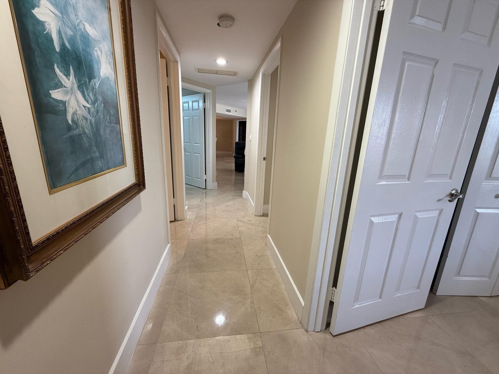 Photo of 20185 Country Club  #1202, Aventura, Florida, 33180 - Photo 13