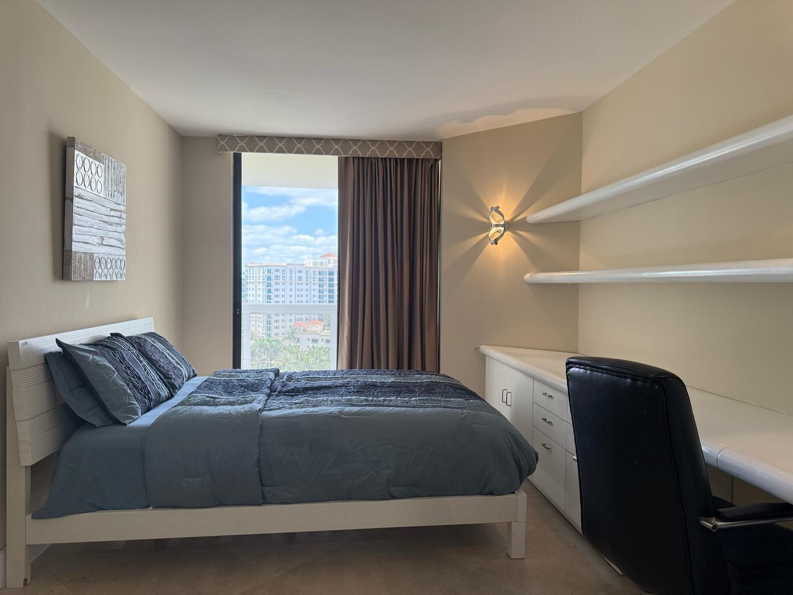 Photo of 20185 Country Club  #1202, Aventura, Florida, 33180 - Photo 14
