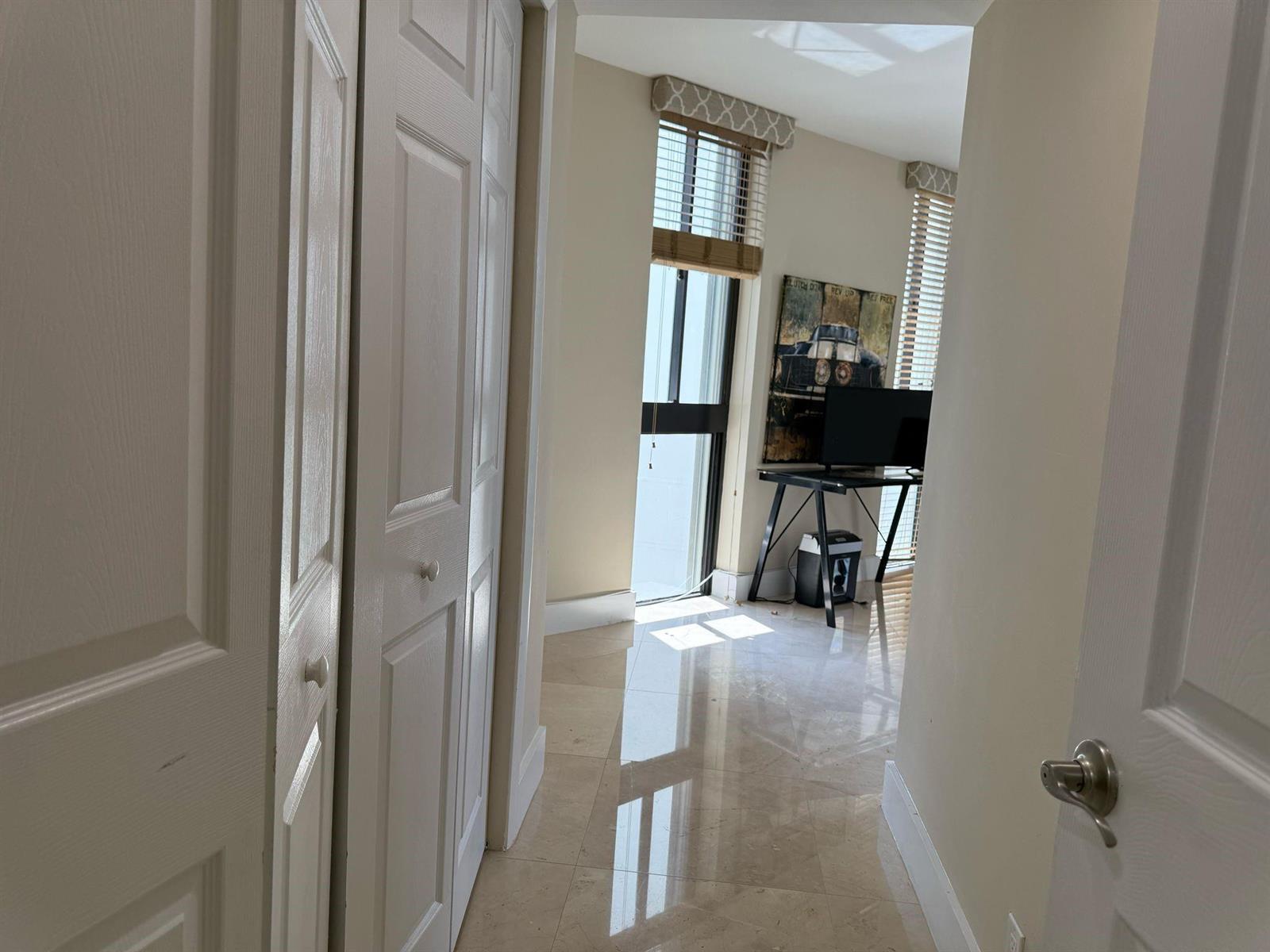Photo of 20185 Country Club  #1202, Aventura, Florida, 33180 - Photo 6
