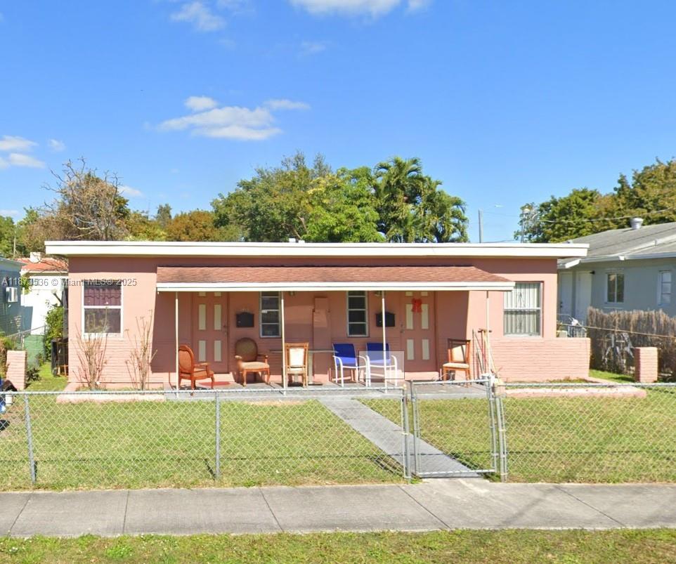 See details / 888 sq. ft. $ 2025-09-06 0 Photo