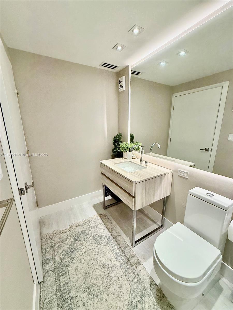 Photo of 19380 Collins Ave  #526, Sunny Isles Beach, Florida, 33160 - 
