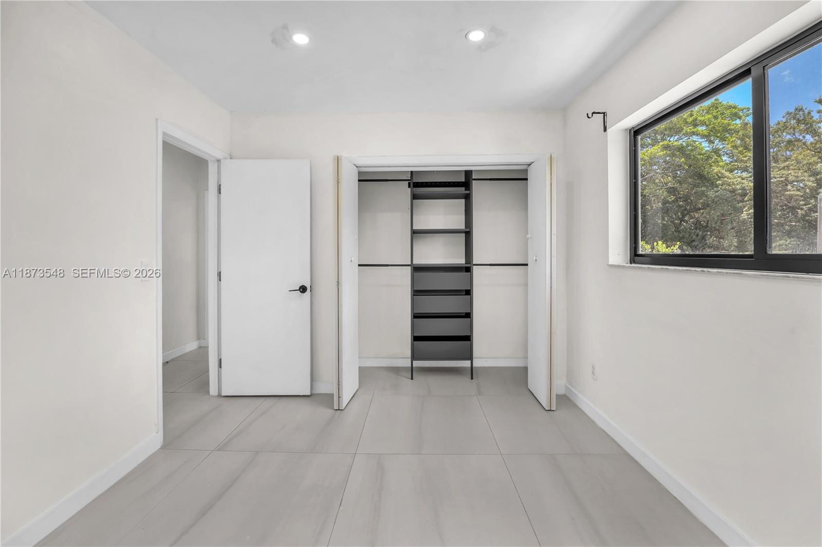   /  1683 sq. ft. $ 2025-10-07 0 Photo