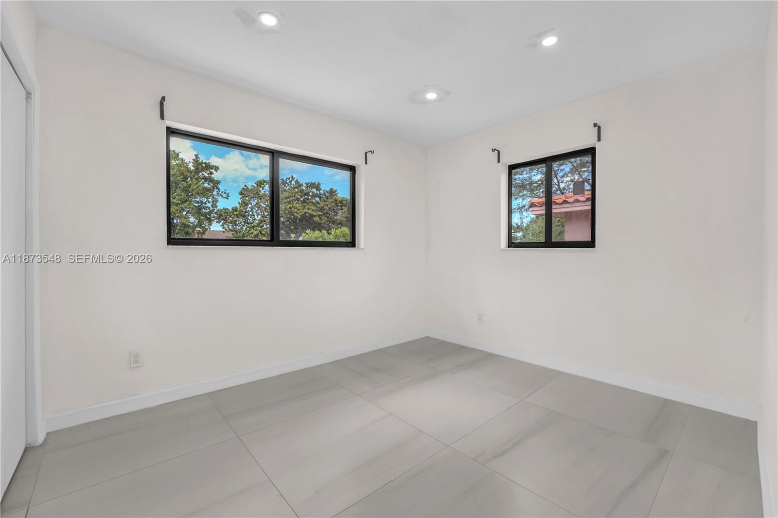   /  1683 sq. ft. $ 2025-10-07 0 Photo