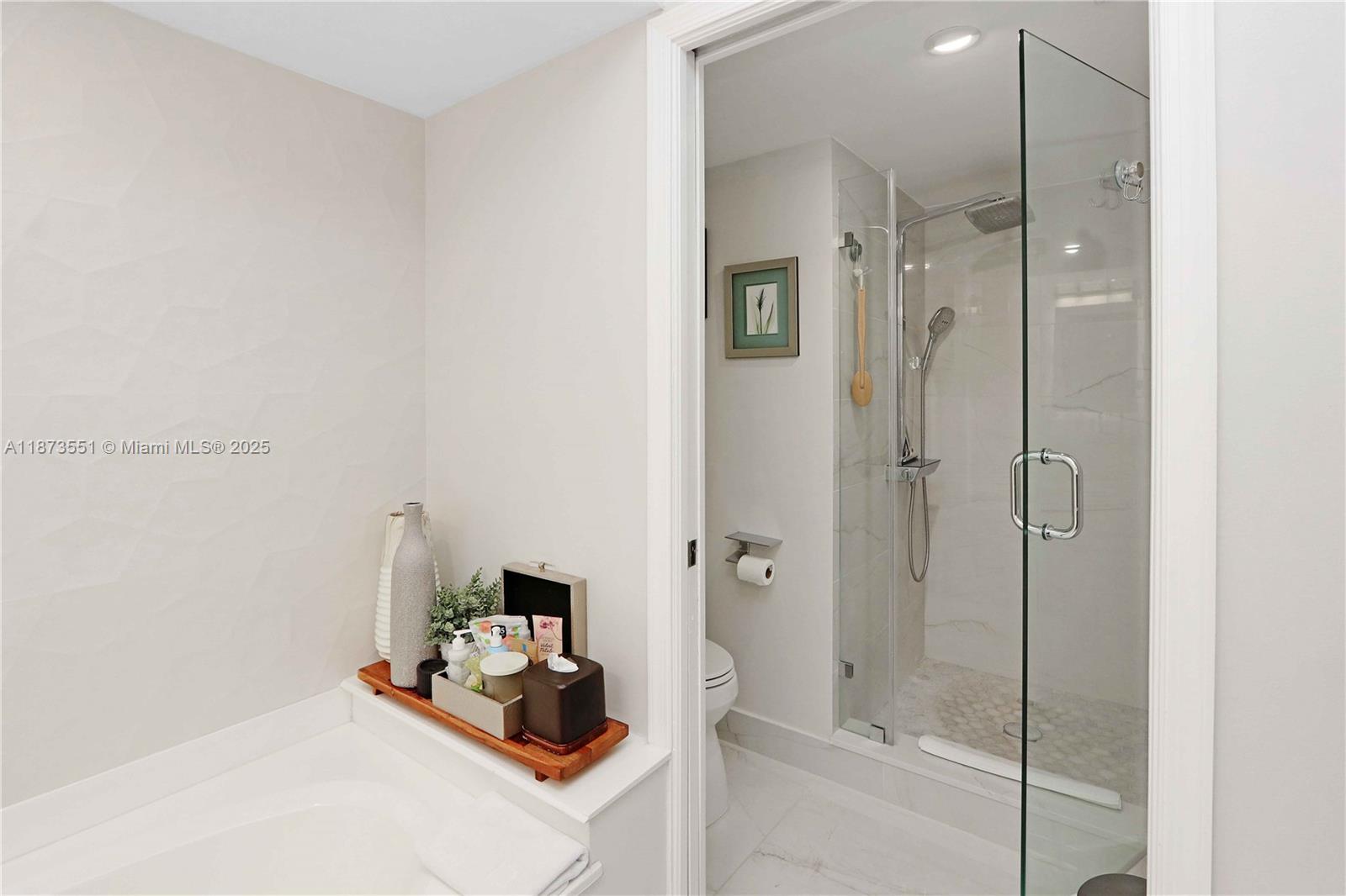 Photo of    #2402, Aventura, Florida, 33180 - 