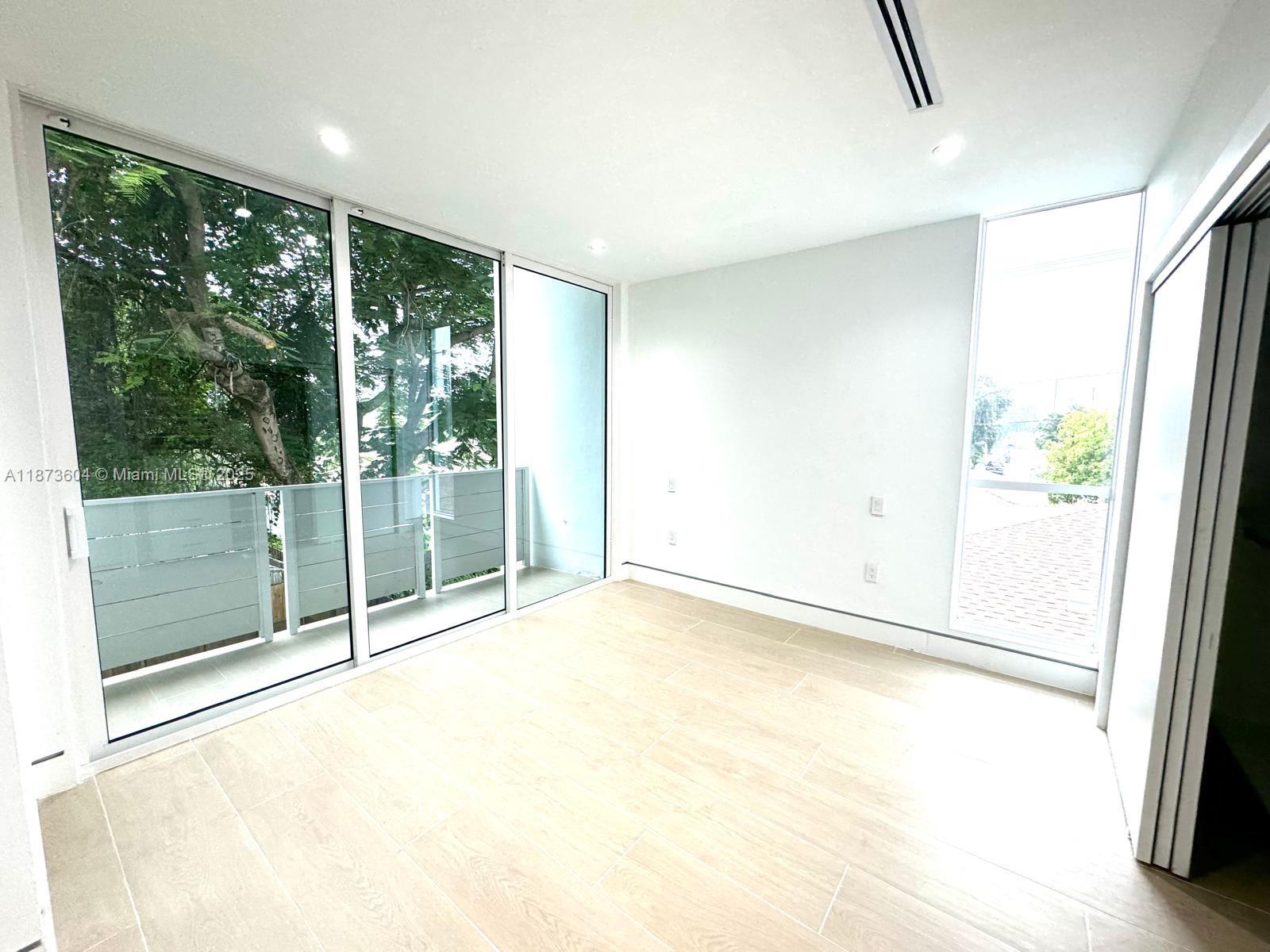 See details / 0 sq. ft. $ 2025-09-06 0 Photo