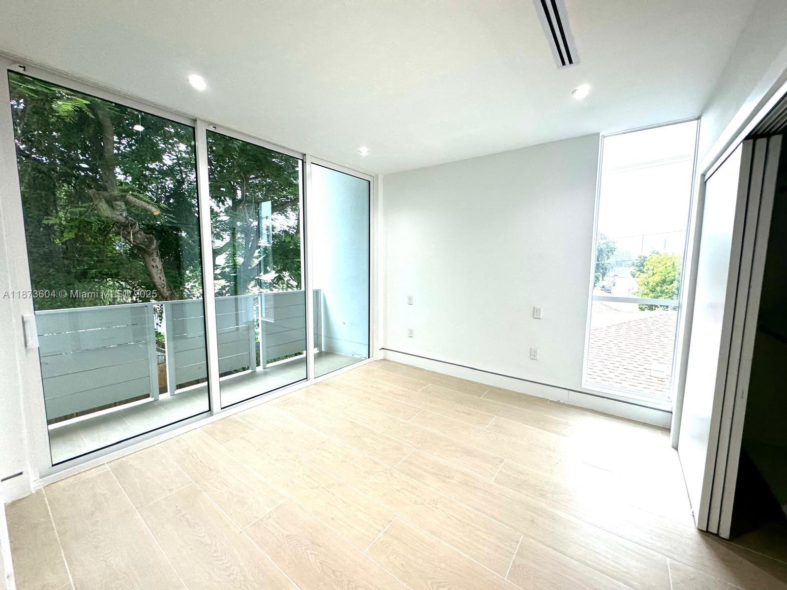 See details / 0 sq. ft. $ 2025-09-06 0 Photo