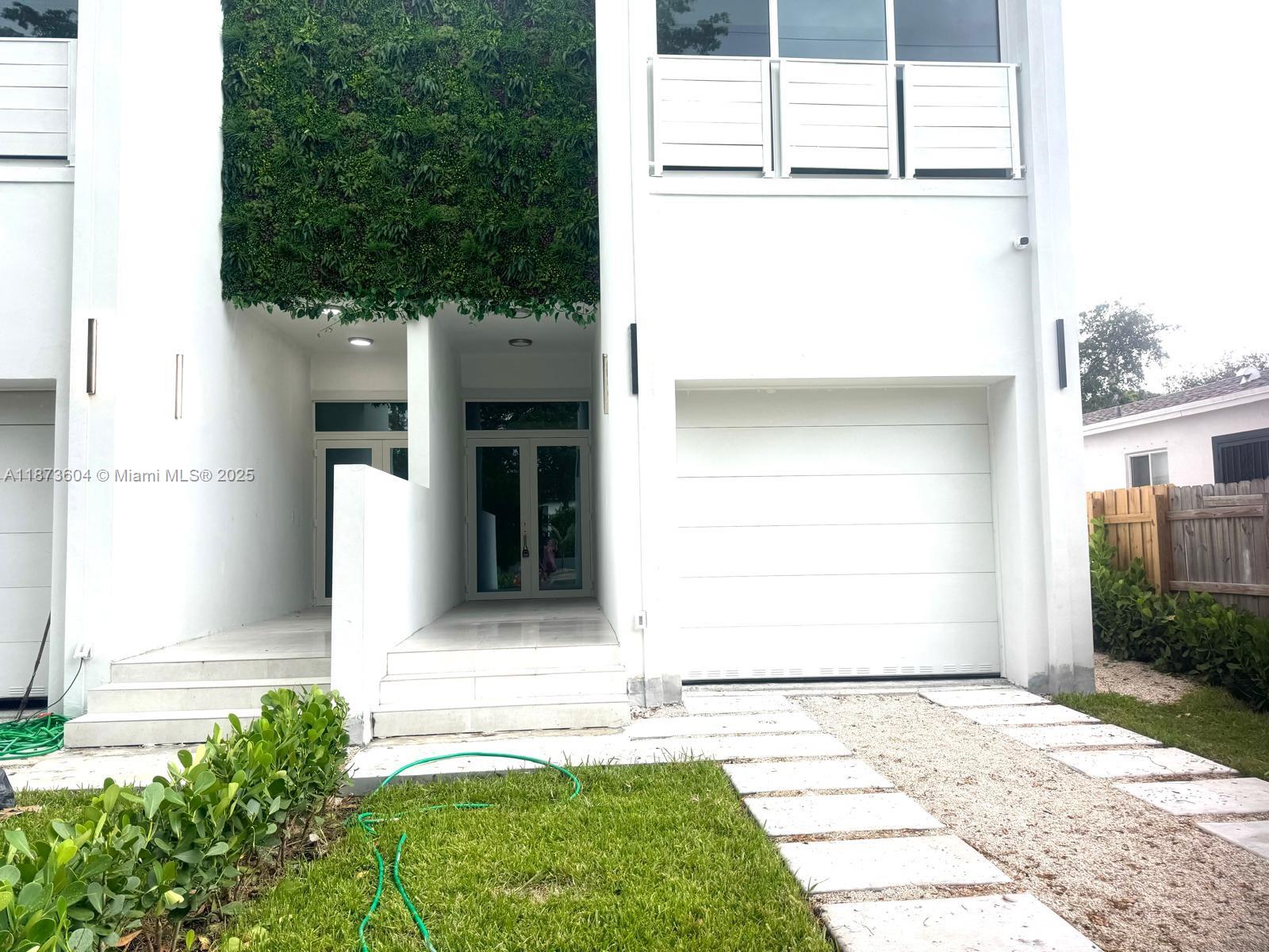 See details / 0 sq. ft. $ 2025-09-06 0 Photo