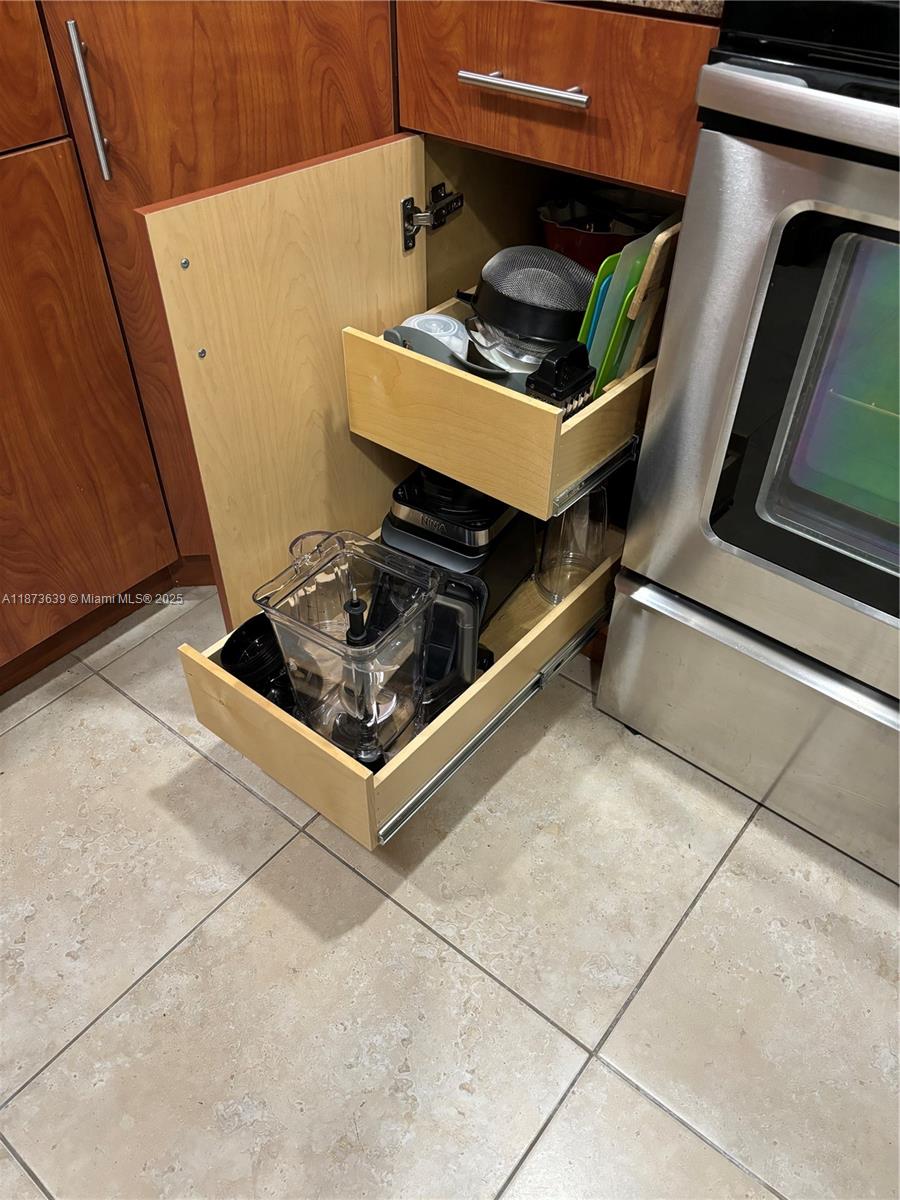 Photo of 3475 Country Club Dr  #116, Aventura, Florida, 33180 - DRAWER SYSTEM IN KITCHEN