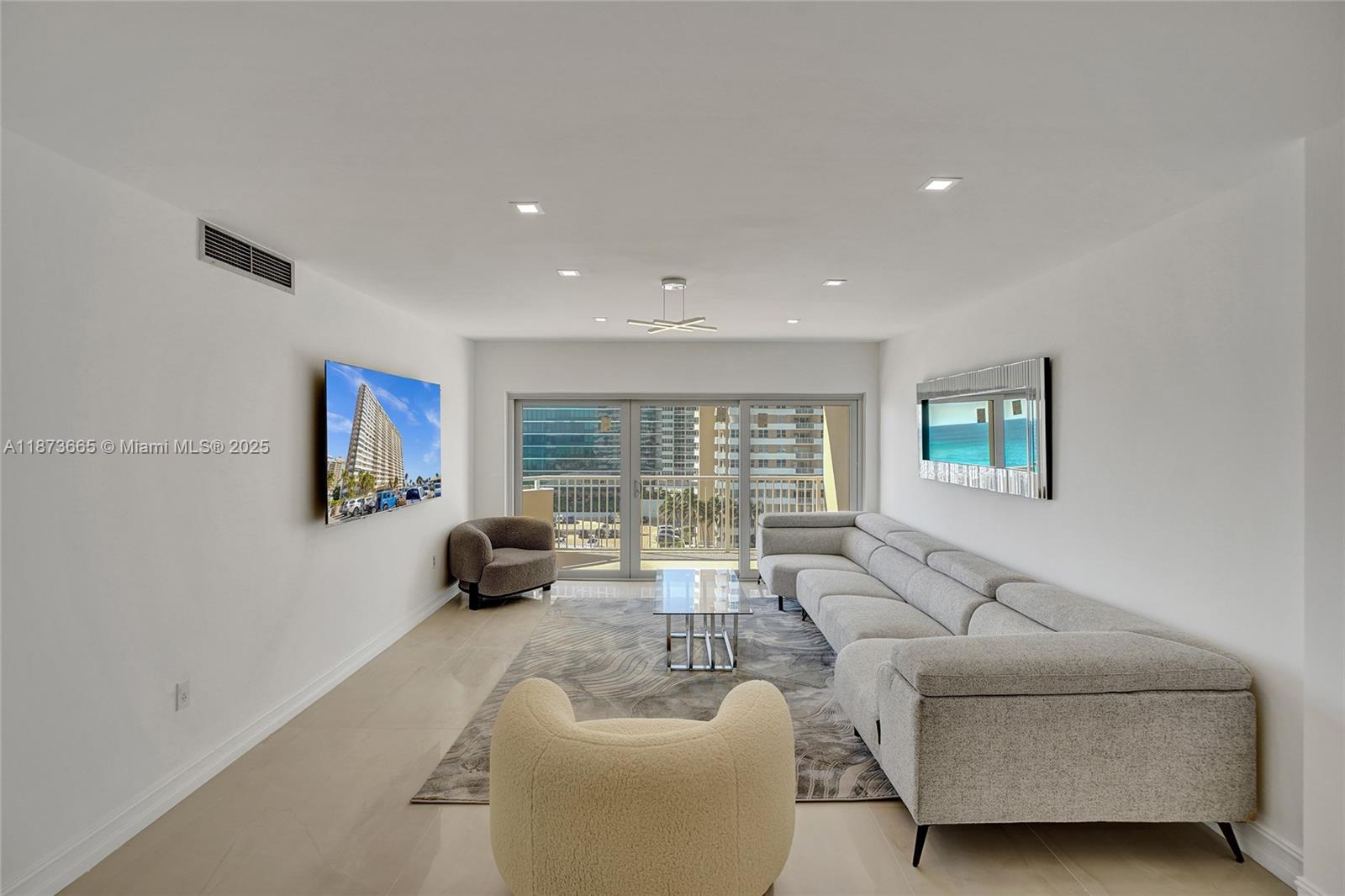 8J 2 / 2 1240 sq. ft. $ 2025-09-06 0 Photo