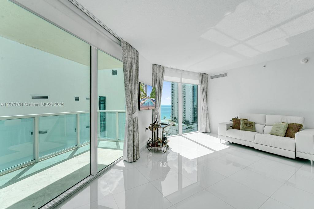 Photo of 150 Sunny Isles Blvd  #1-1606, Sunny Isles Beach, Florida, 33160 - 