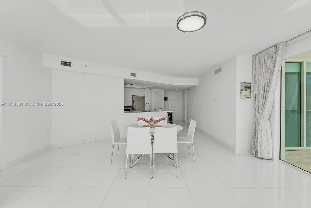 Photo of 150 Sunny Isles Blvd  #1-1606, Sunny Isles Beach, Florida, 33160 - 