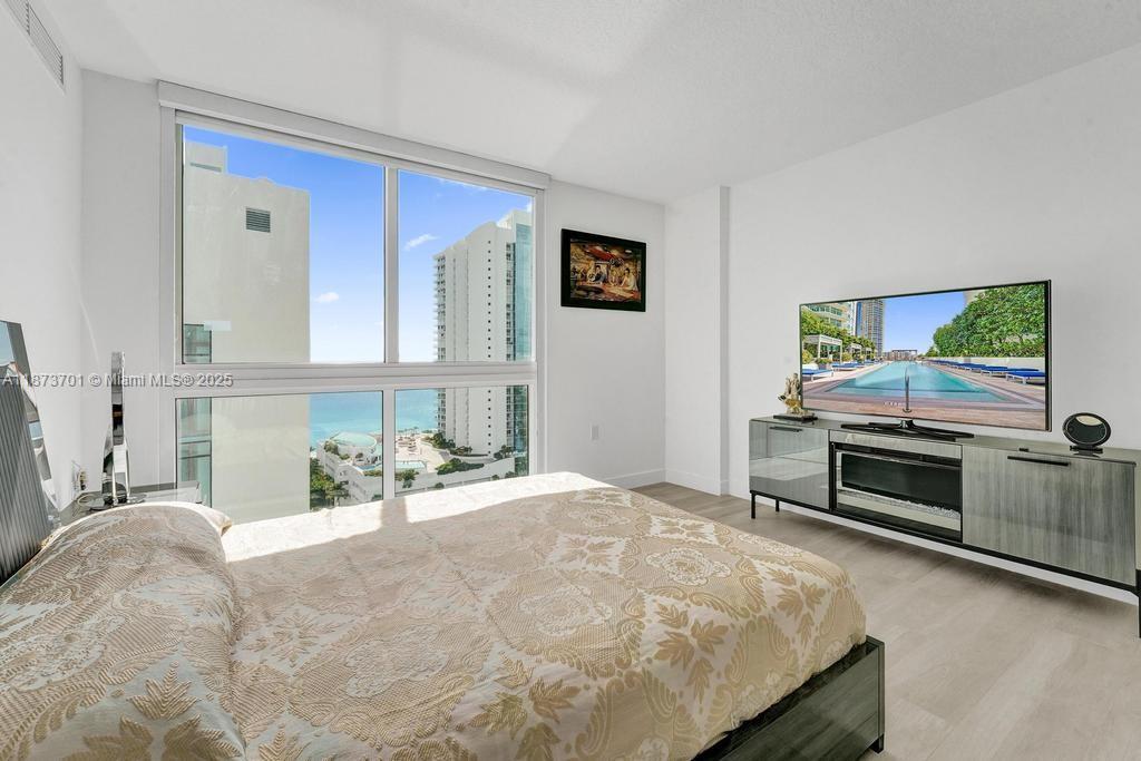 Photo of 150 Sunny Isles Blvd  #1-1606, Sunny Isles Beach, Florida, 33160 - 