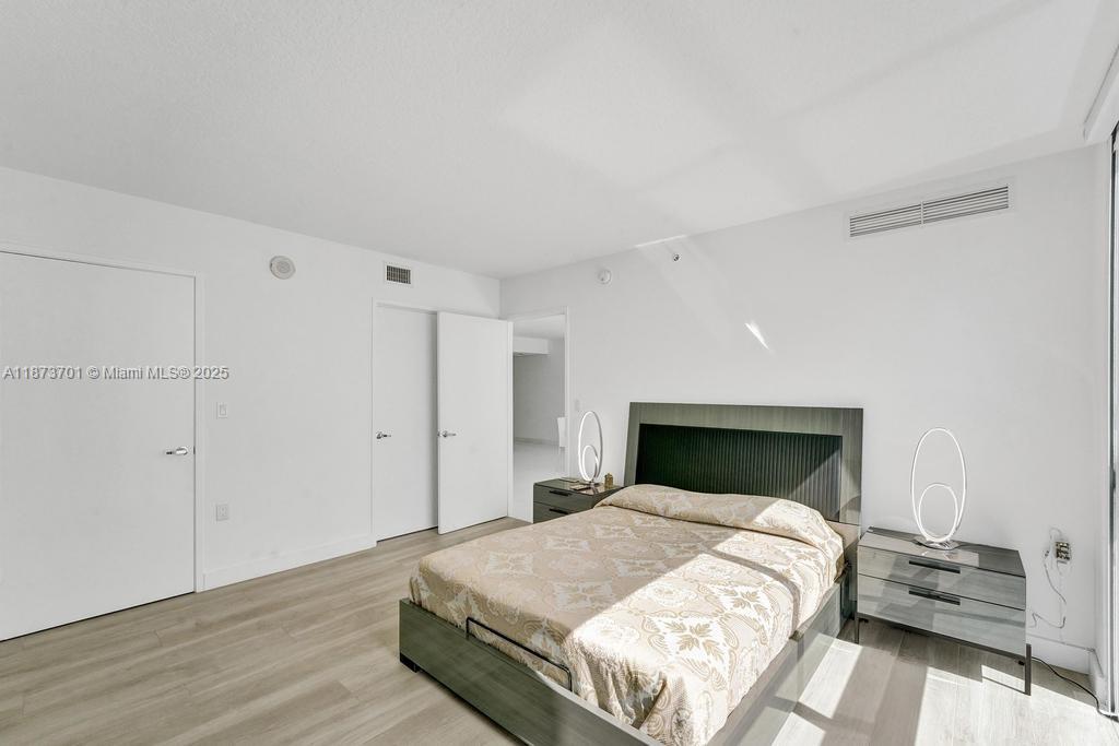 Photo of 150 Sunny Isles Blvd  #1-1606, Sunny Isles Beach, Florida, 33160 - 