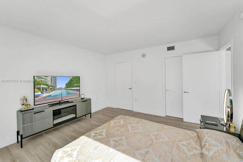 Photo of 150 Sunny Isles Blvd  #1-1606, Sunny Isles Beach, Florida, 33160 - 