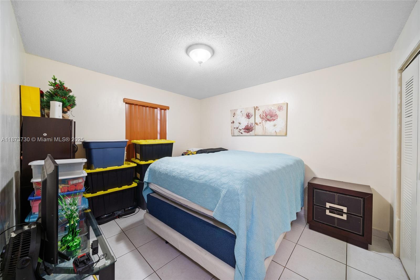 See details / 2550 sq. ft. $ 2025-09-06 0 Photo