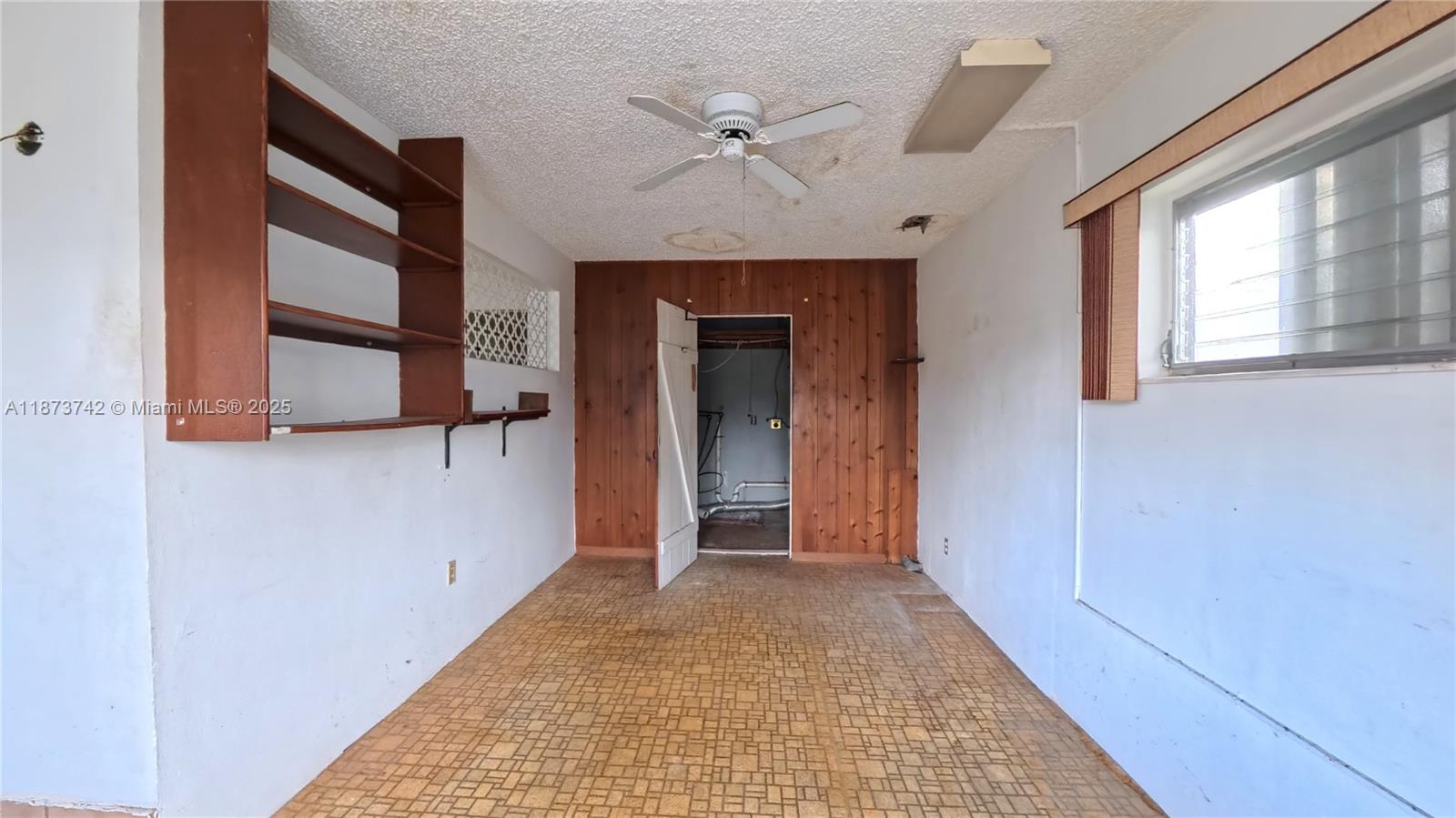 See details 410 2 / 1 1096 sq. ft. $ 2025-09-06 0 Photo