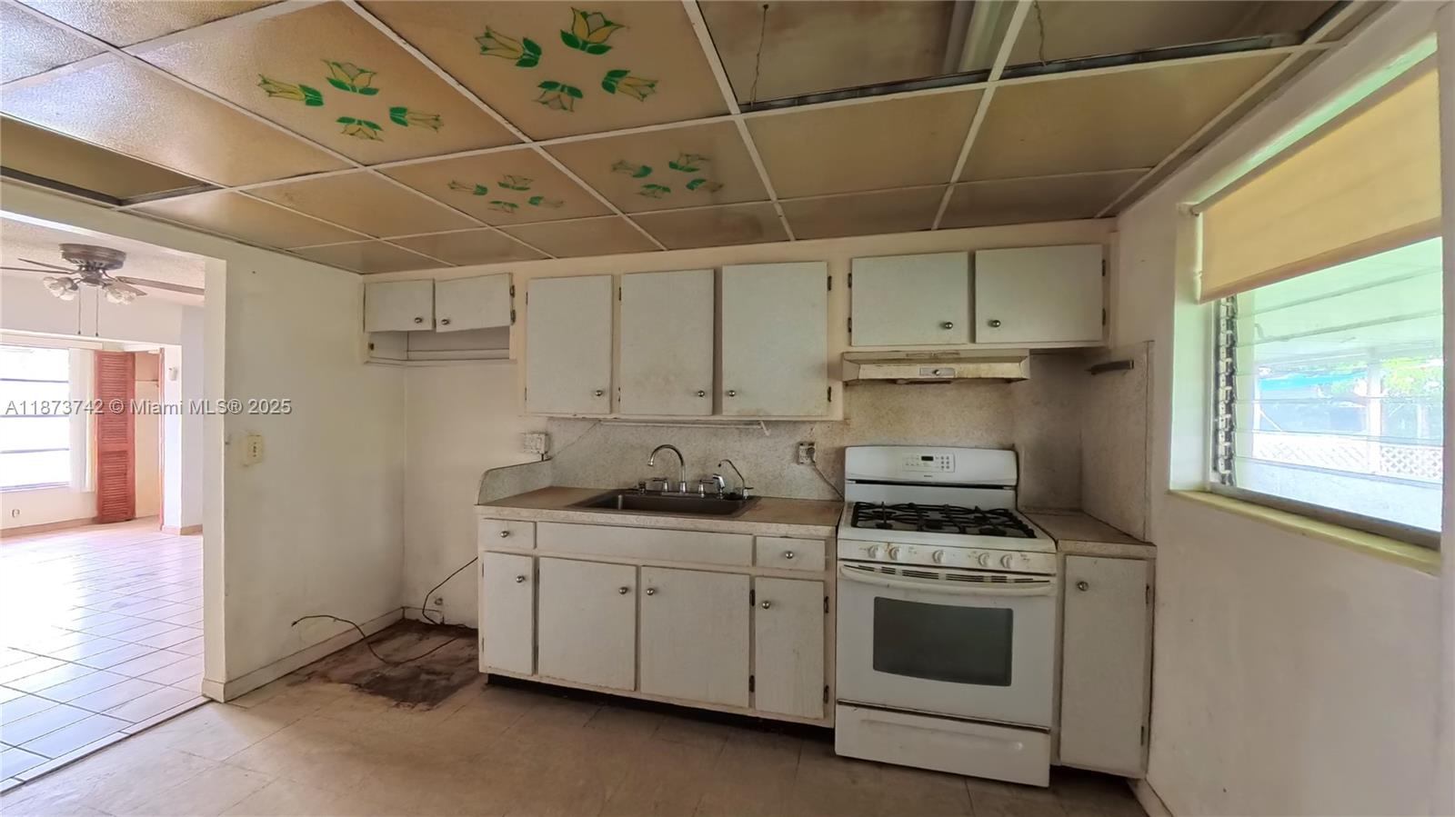 See details 410 2 / 1 1096 sq. ft. $ 2025-09-06 0 Photo