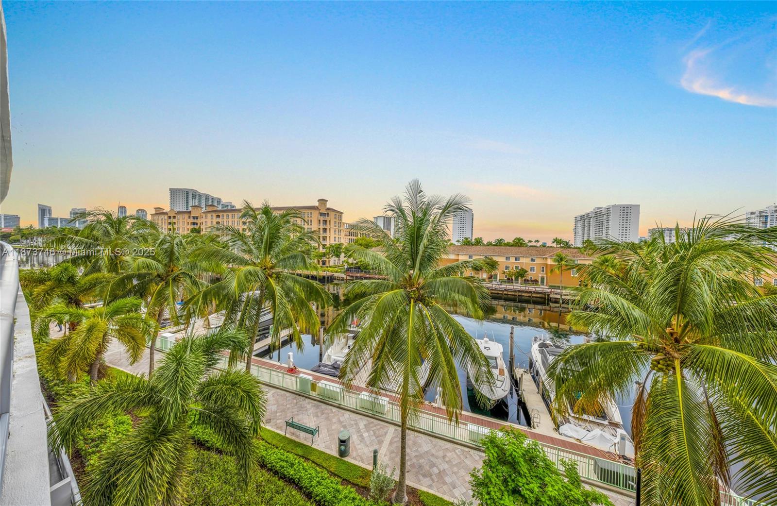 Photo of 2950 188th St  #302, Aventura, Florida, 33180 - 