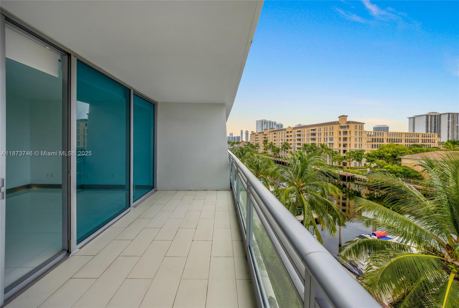 Photo of 2950 188th St  #302, Aventura, Florida, 33180 - 