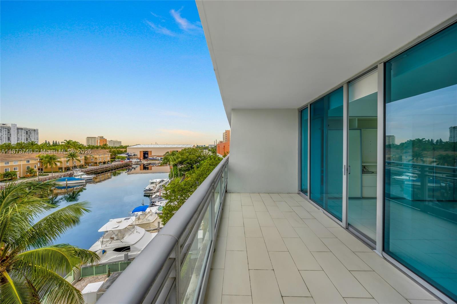 Photo of 2950 188th St  #302, Aventura, Florida, 33180 - 