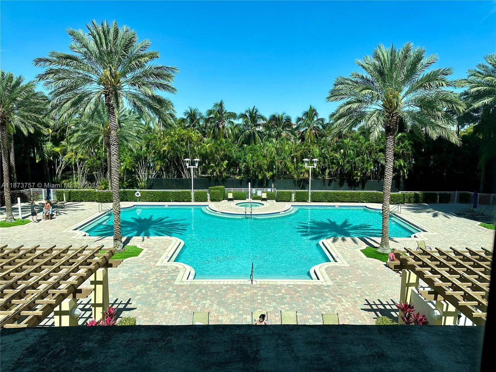 Фото 1755 Hallandale Beach Blvd  #1605E, Hallandale Beach, Florida, 33009 - 