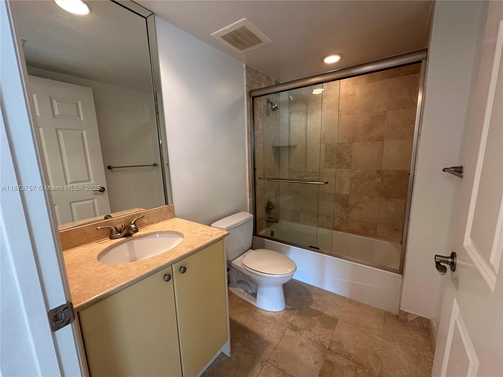 Фото 1755 Hallandale Beach Blvd  #1605E, Hallandale Beach, Florida, 33009 - 