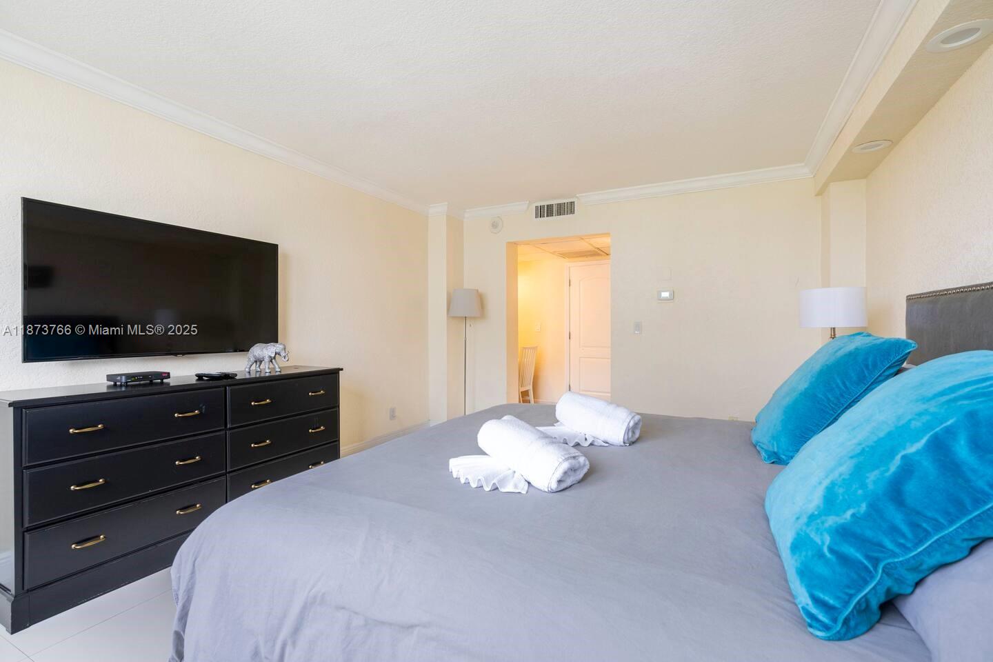 Photo of 19370 Collins Ave  #716, Sunny Isles Beach, Florida, 33160 - 
