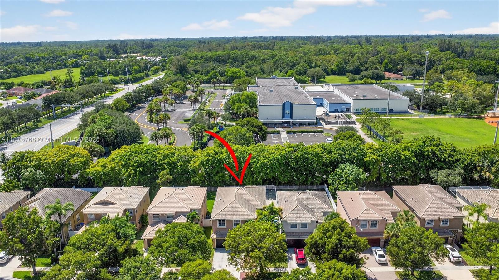 1579 5 / 3 2693 sq. ft. $ 2025-10-11 0 Photo