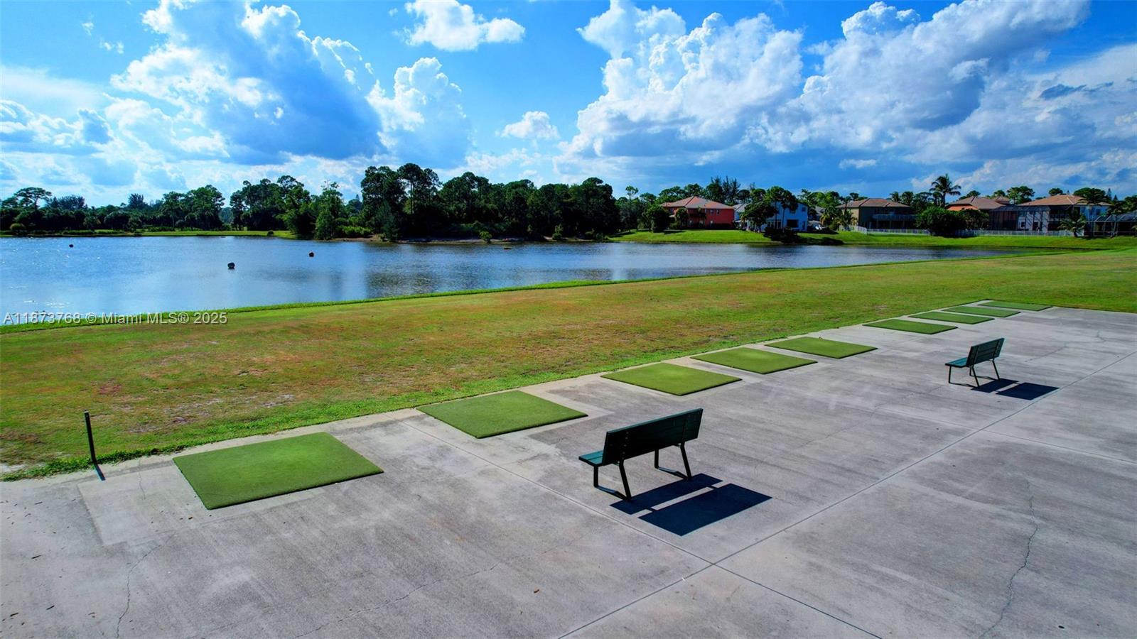 1579 5 / 3 2693 sq. ft. $ 2025-10-11 0 Photo