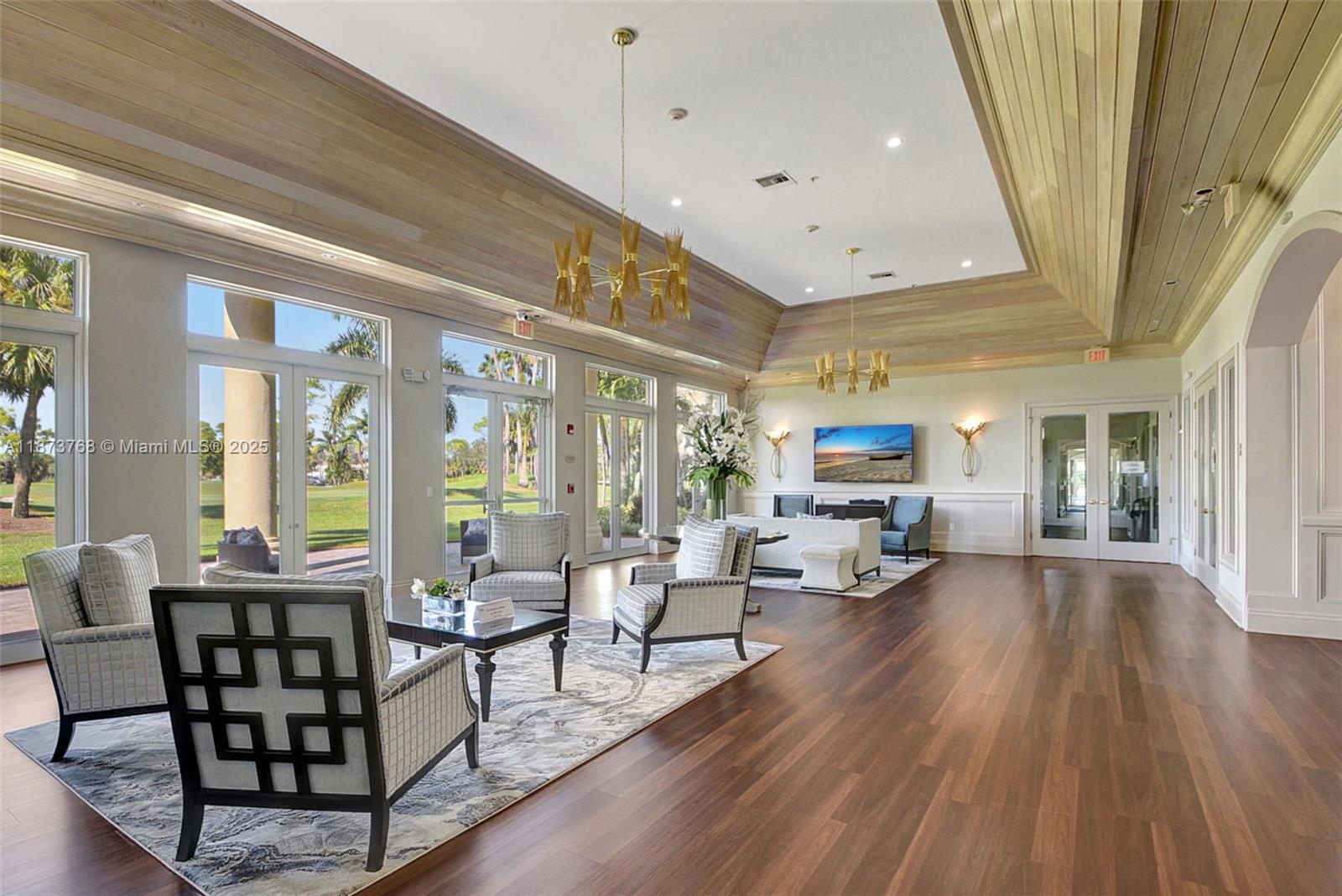 1579 5 / 3 2693 sq. ft. $ 2025-10-11 0 Photo