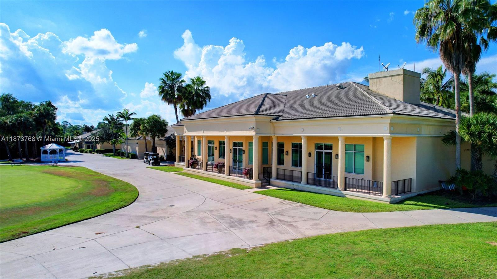 1579 5 / 3 2693 sq. ft. $ 2025-10-11 0 Photo
