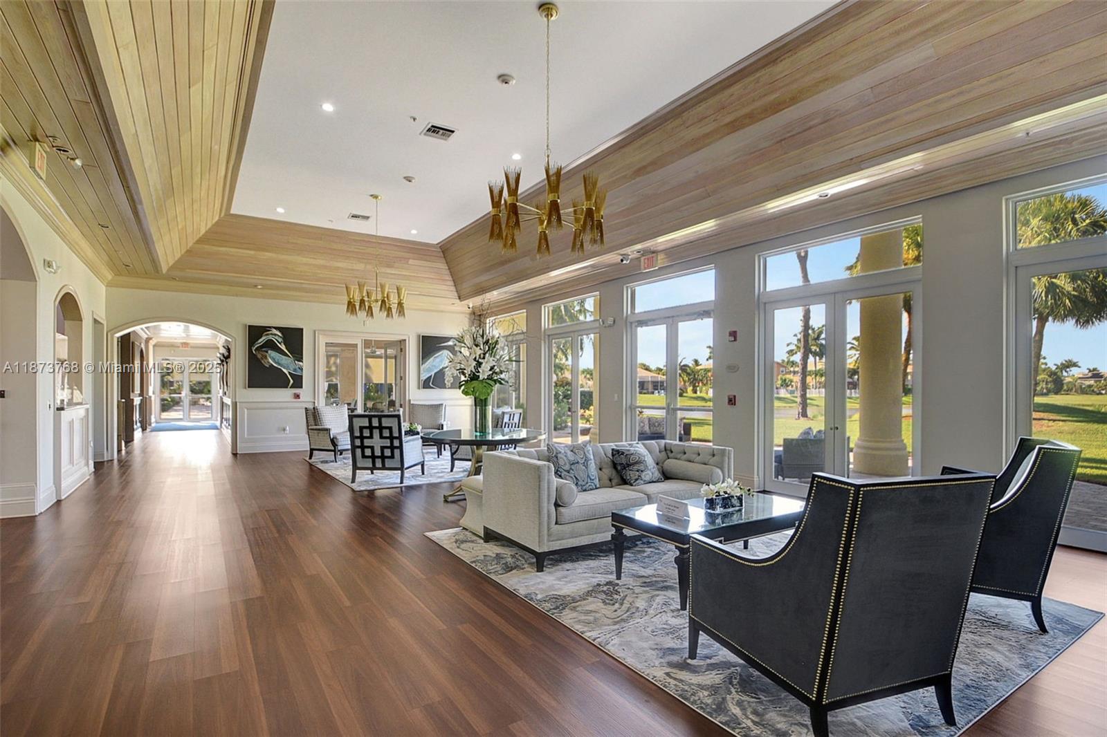 1579 5 / 3 2693 sq. ft. $ 2025-10-11 0 Photo