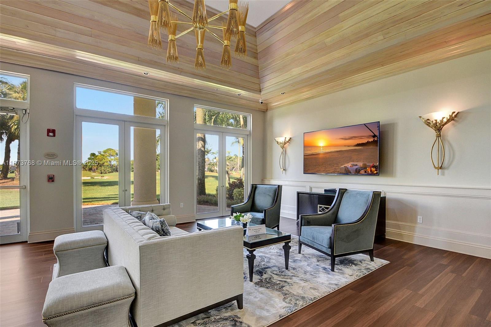 1579 5 / 3 2693 sq. ft. $ 2025-10-11 0 Photo