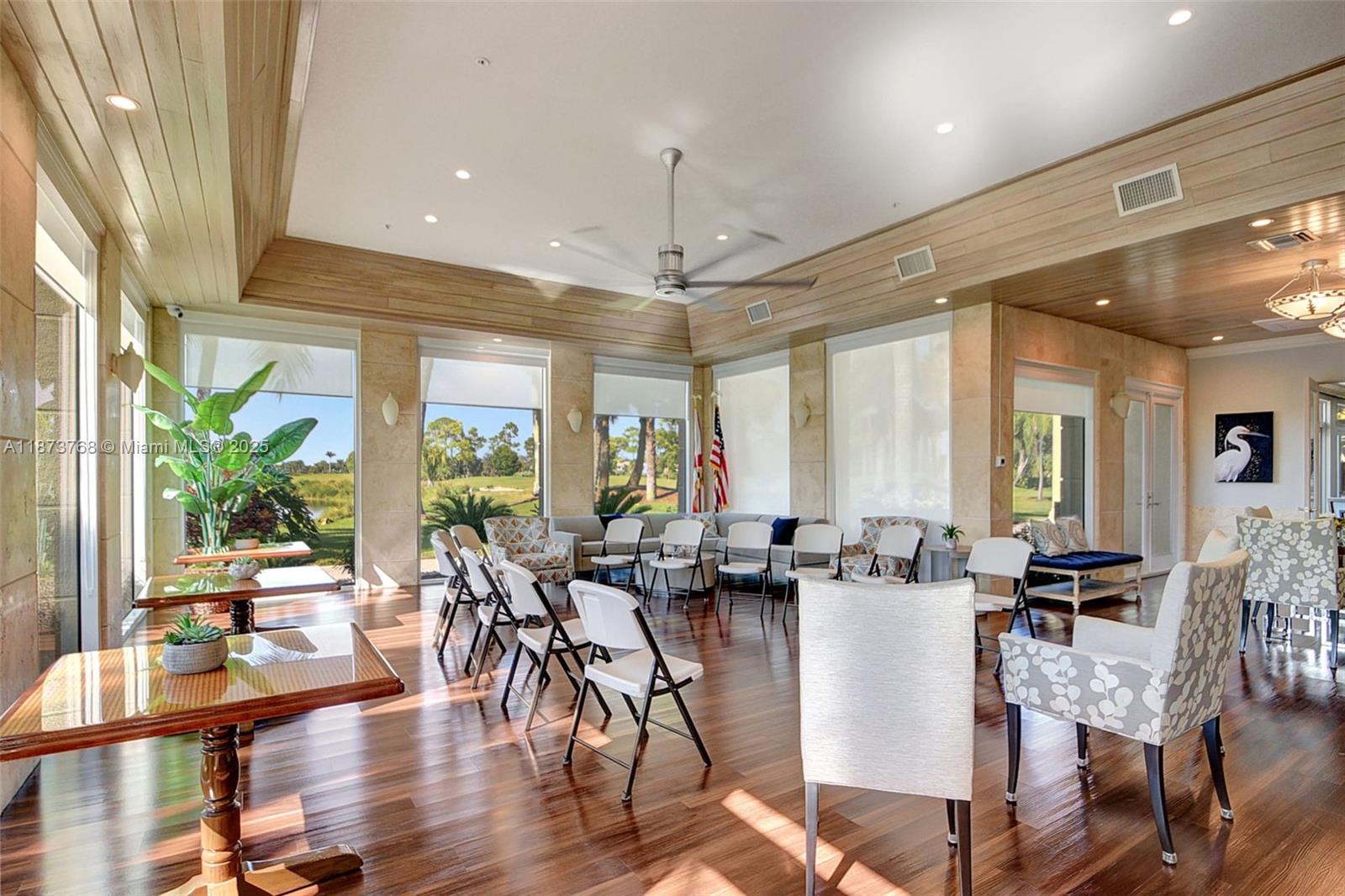 1579 5 / 3 2693 sq. ft. $ 2025-10-11 0 Photo