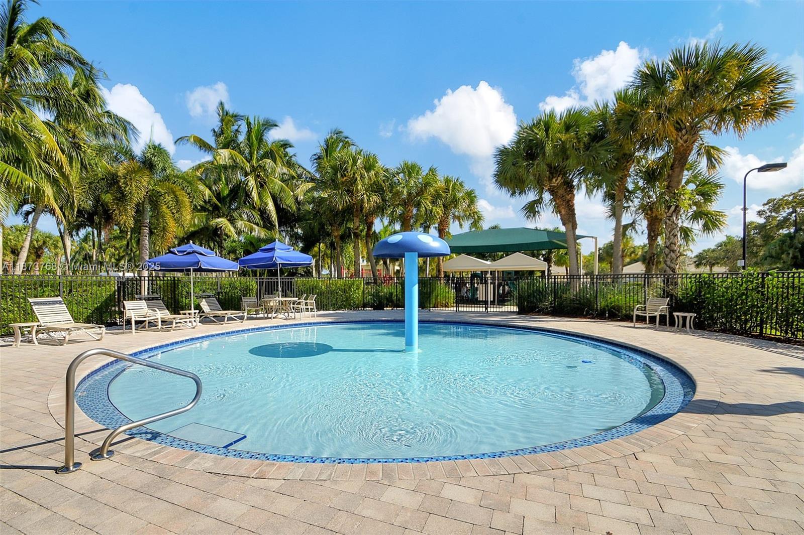 1579 5 / 3 2693 sq. ft. $ 2025-10-11 0 Photo