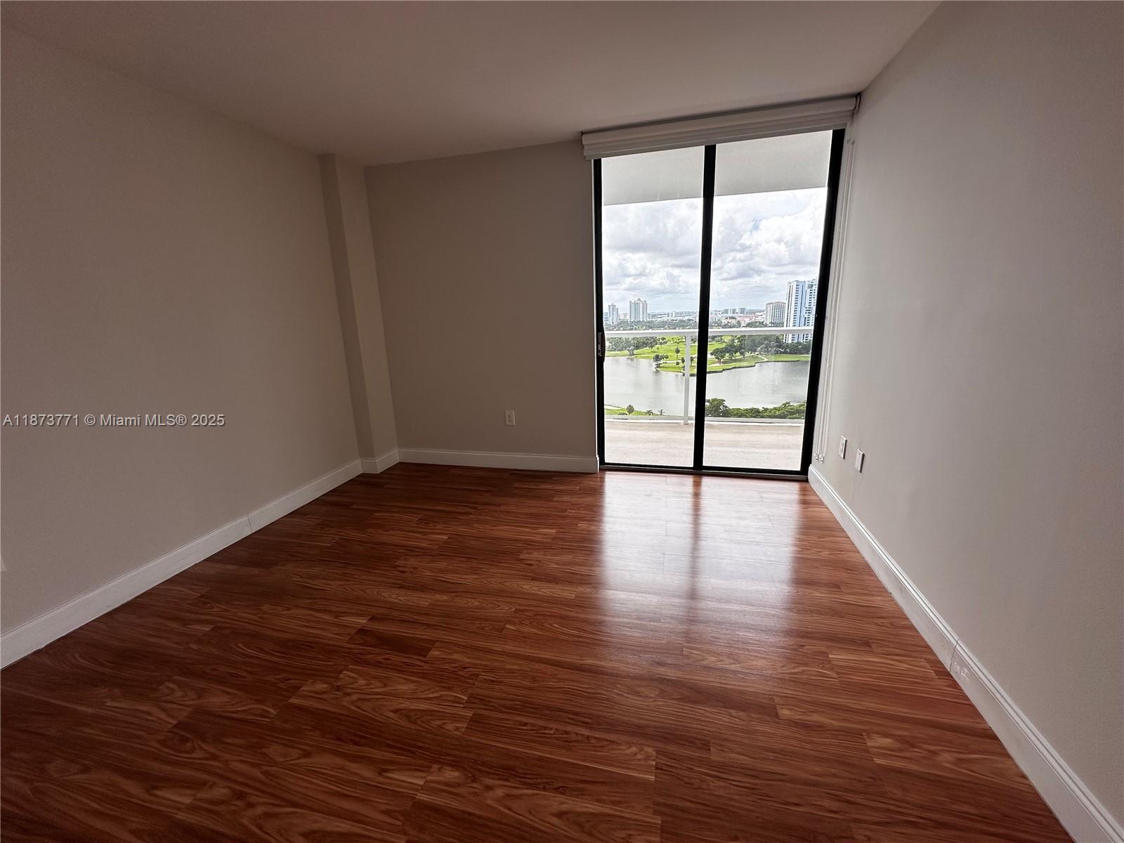 Photo of 3731 Country Club Dr  #1926, Aventura, Florida, 33180 - 