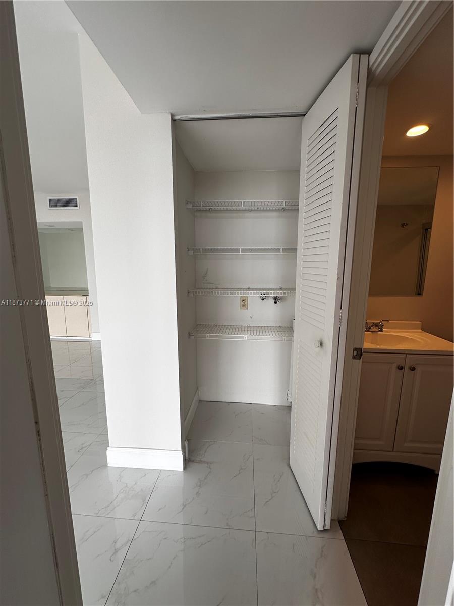 Photo of 3731 Country Club Dr  #1926, Aventura, Florida, 33180 - 