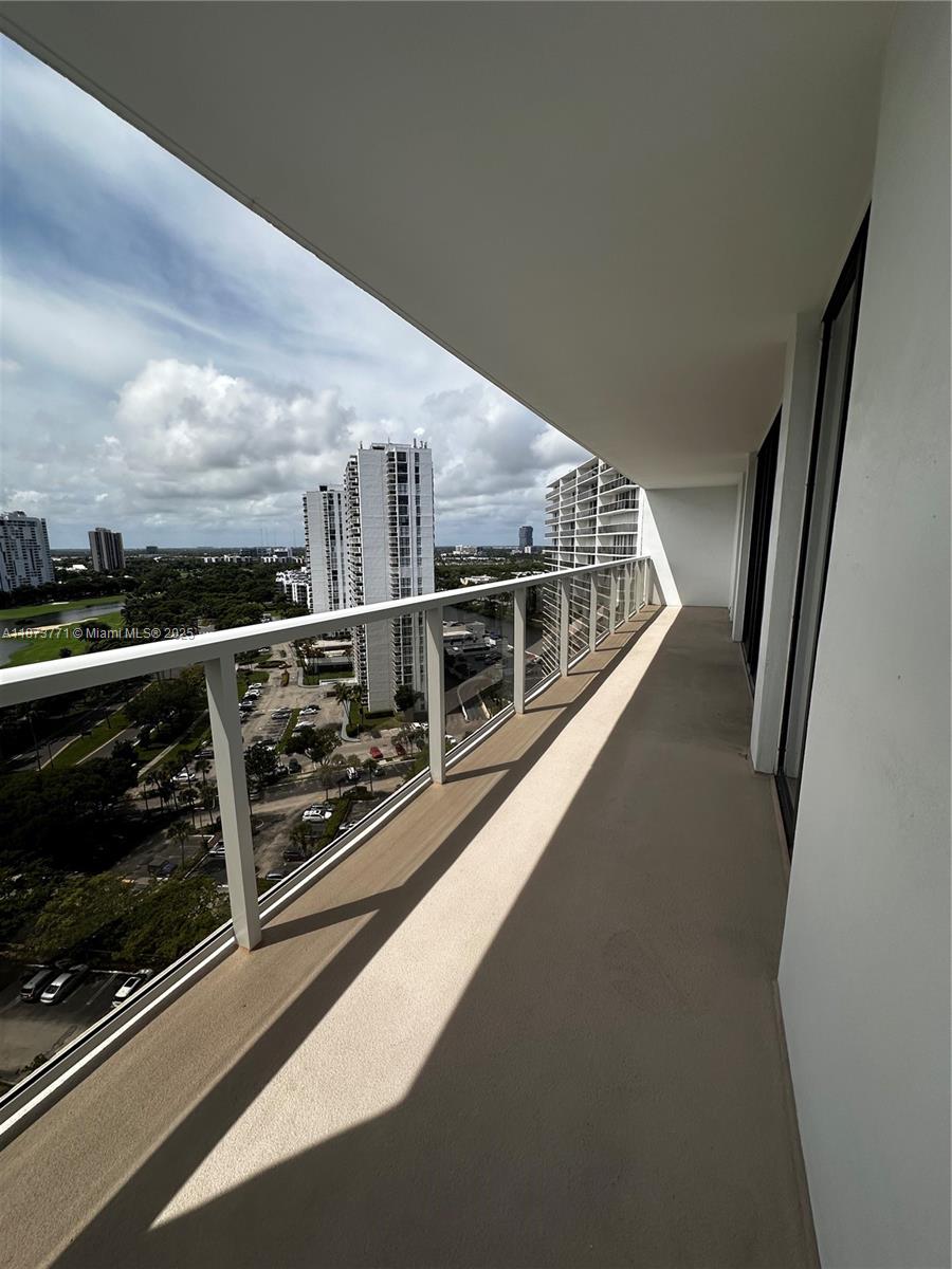 Photo of 3731 Country Club Dr  #1926, Aventura, Florida, 33180 - 