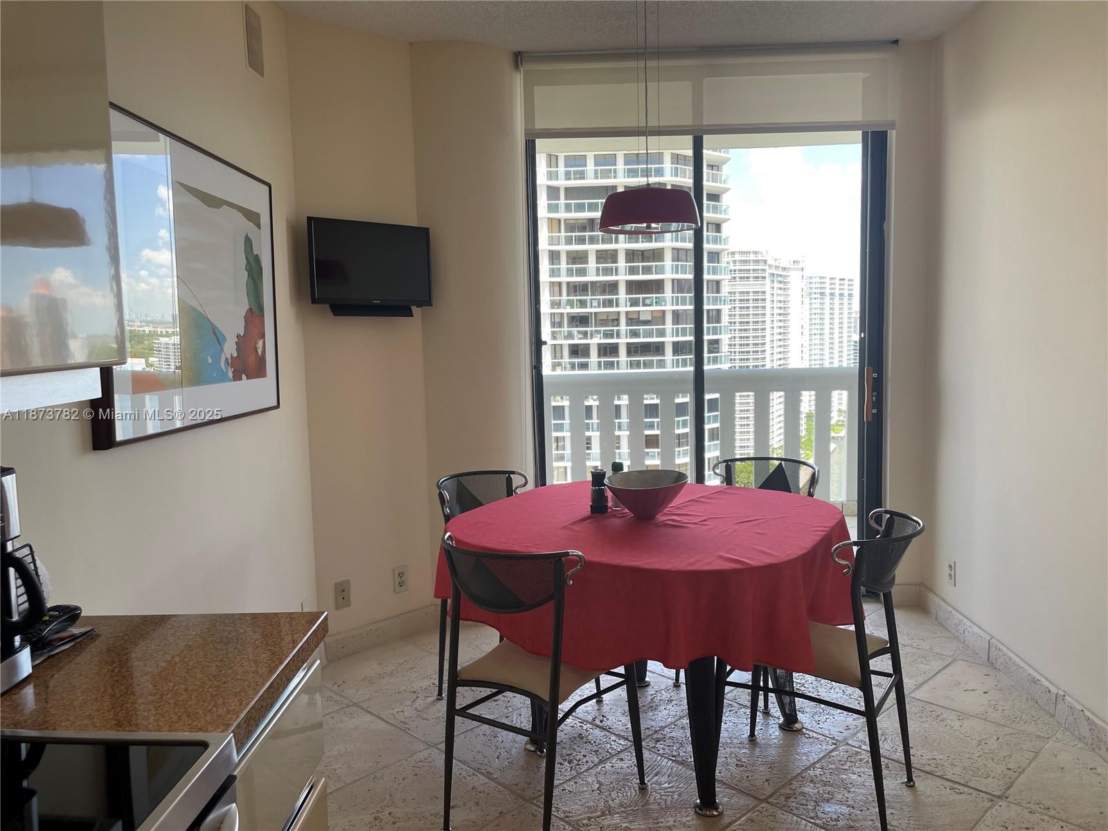 2405 2 / 3 2154 sq. ft. $ 2025-09-06 0 Photo