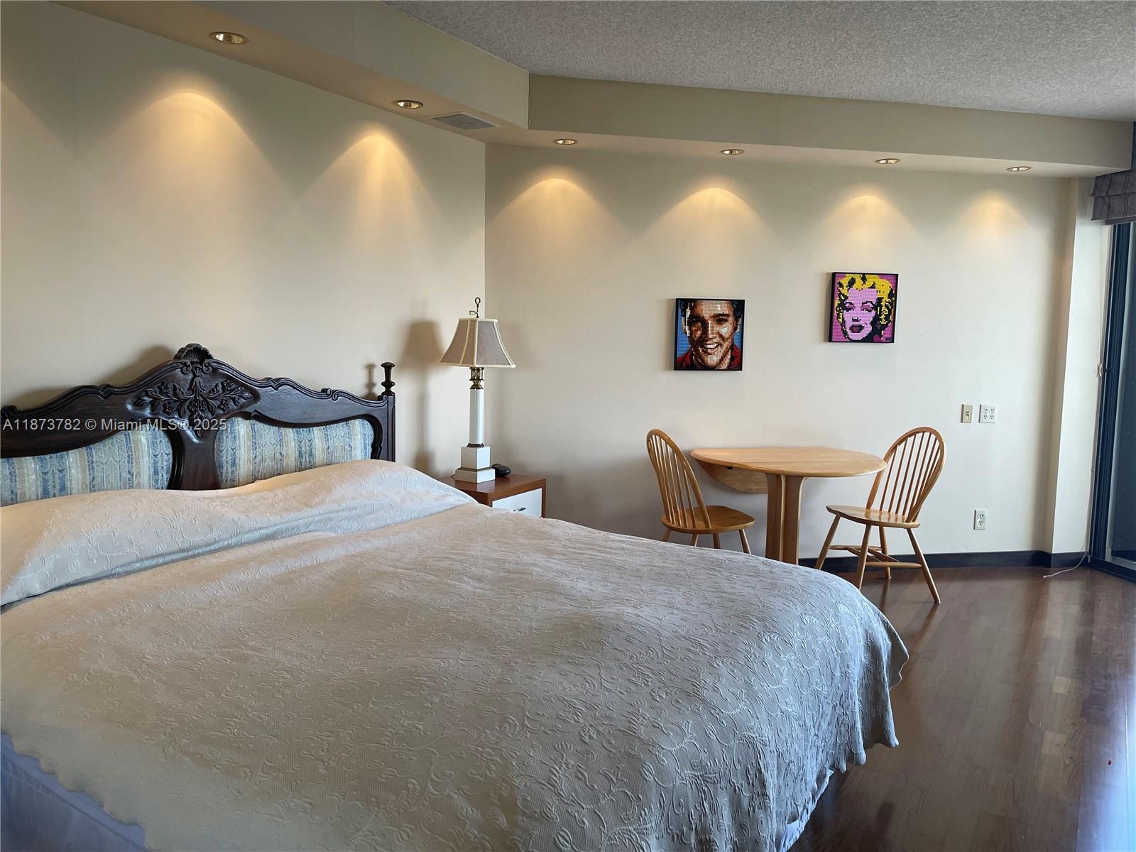 2405 2 / 3 2154 sq. ft. $ 2025-09-06 0 Photo