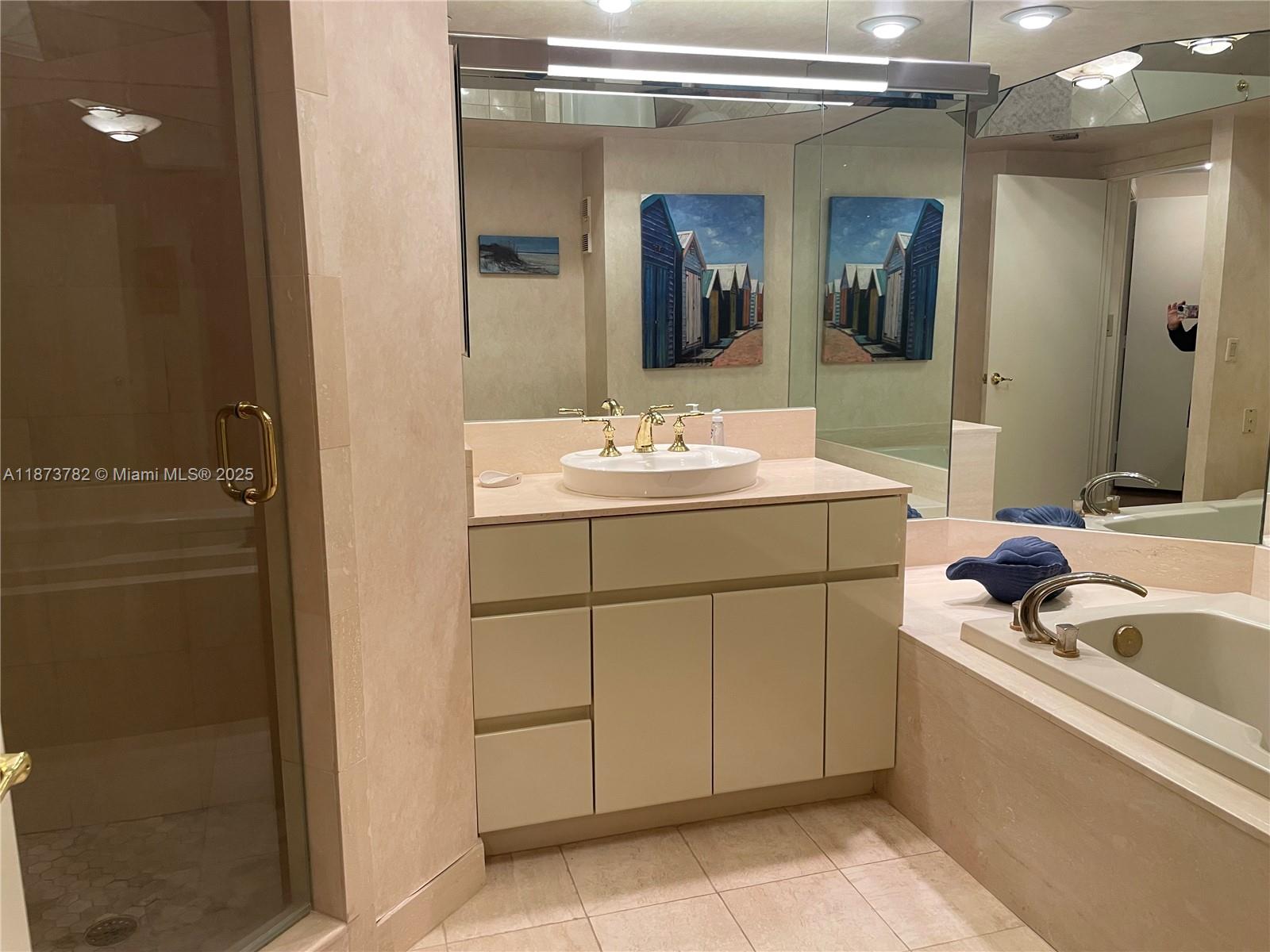 2405 2 / 3 2154 sq. ft. $ 2025-09-06 0 Photo