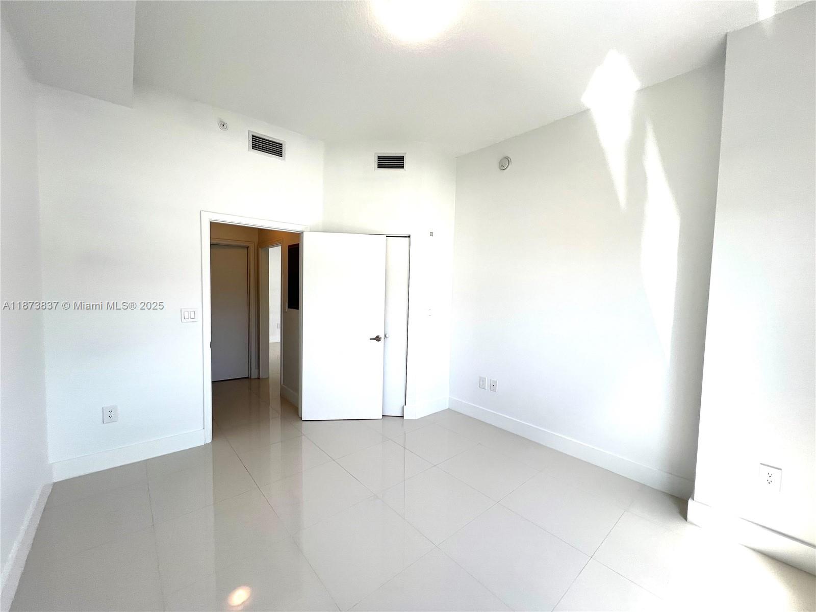Photo of 2775 187th St  #PH24, Aventura, Florida, 33180 - 