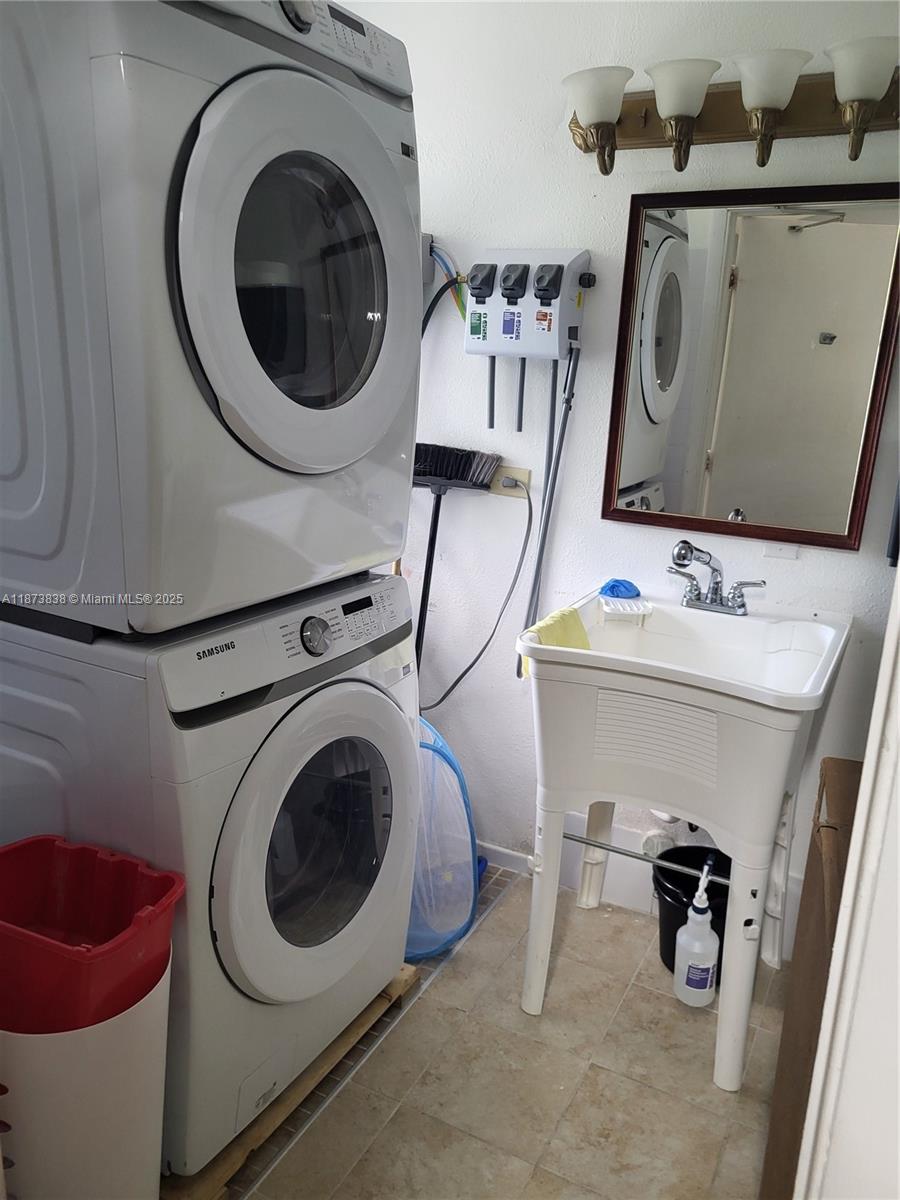 See details / sq. ft. $ 2025-09-07 0 Photo