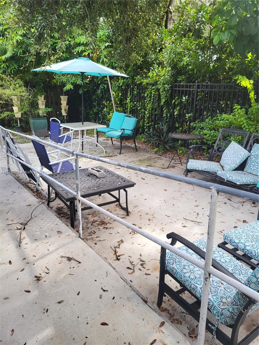 See details / sq. ft. $ 2025-09-07 0 Photo