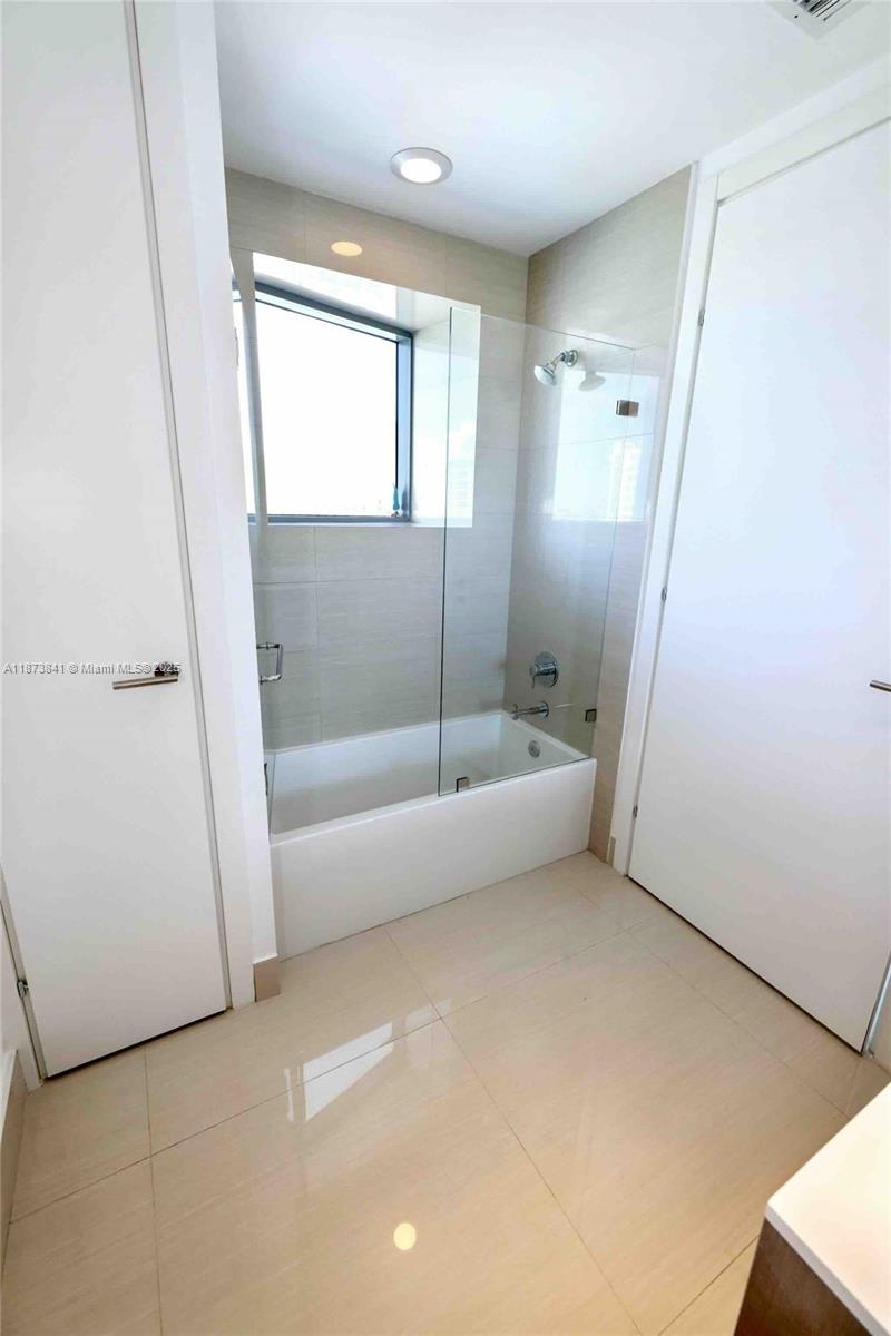 Photo of 3250 188th St #502, Aventura, Florida, 33180 - suite bathroom