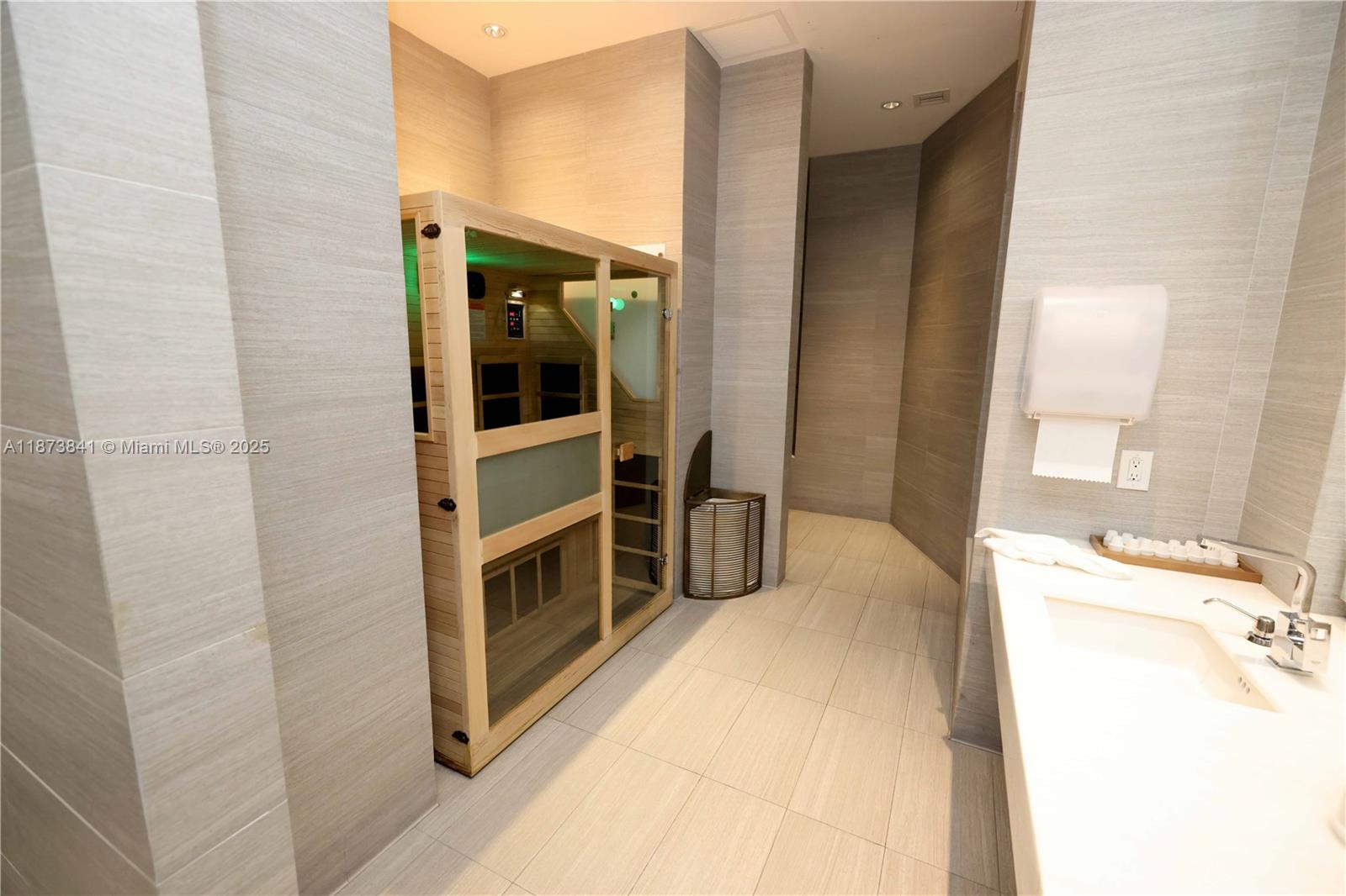 Photo of 3250 188th St #502, Aventura, Florida, 33180 -