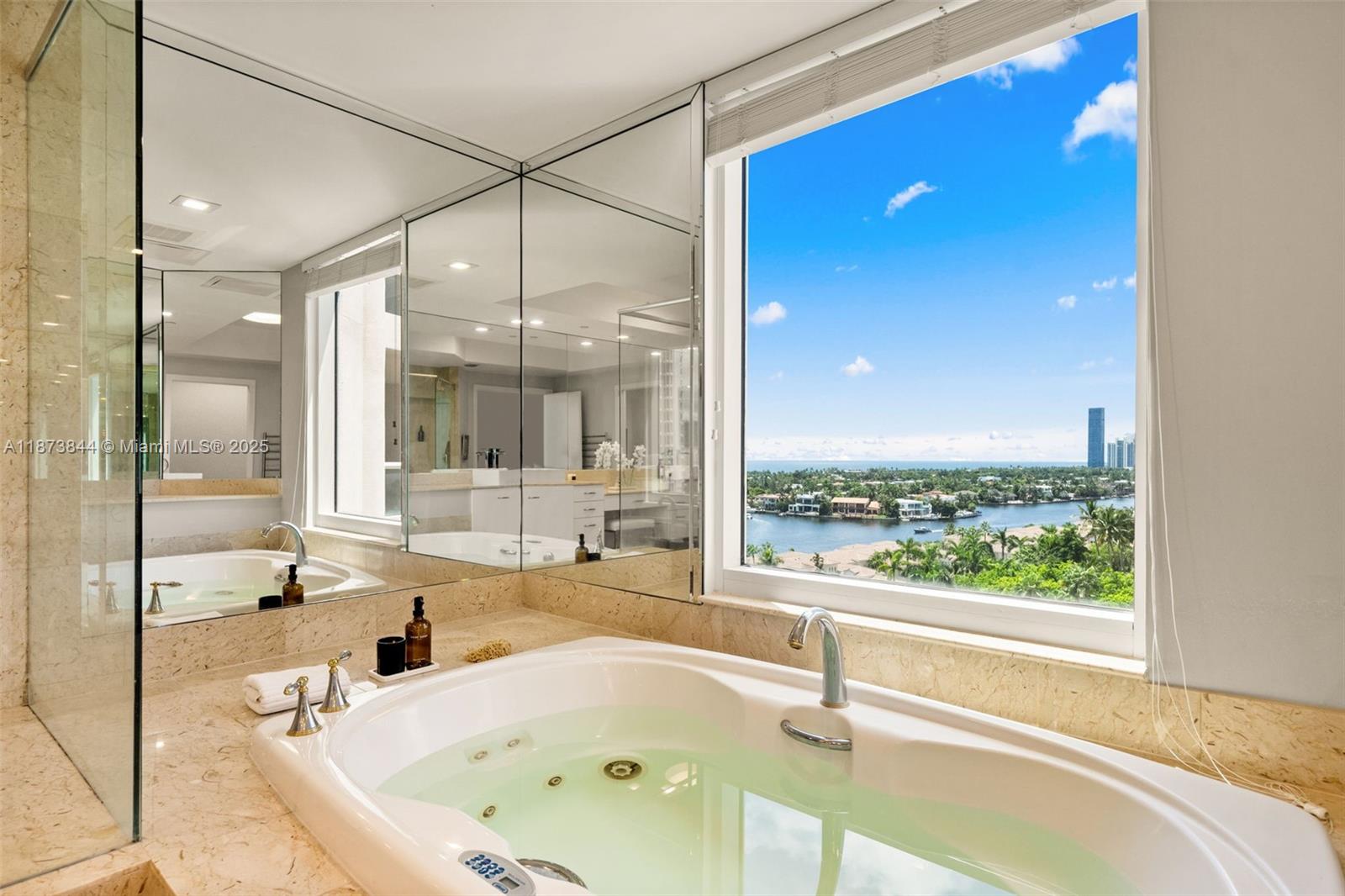 Photo of 21200 Point Pl  #1102, Aventura, Florida, 33180 - 