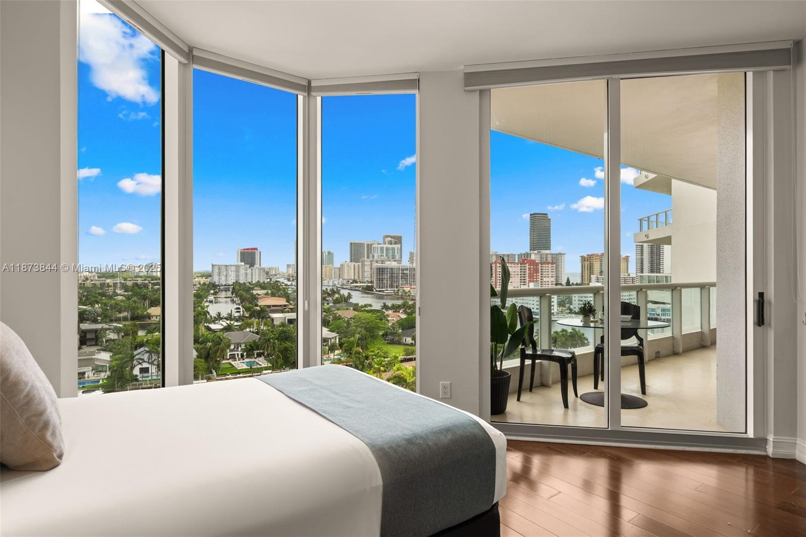 Photo of 21200 Point Pl  #1102, Aventura, Florida, 33180 - 
