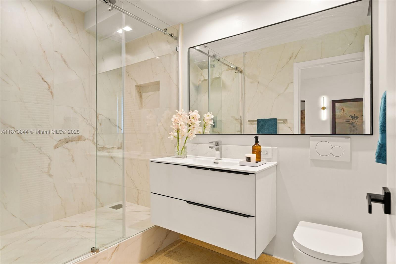 Photo of 21200 Point Pl  #1102, Aventura, Florida, 33180 - 