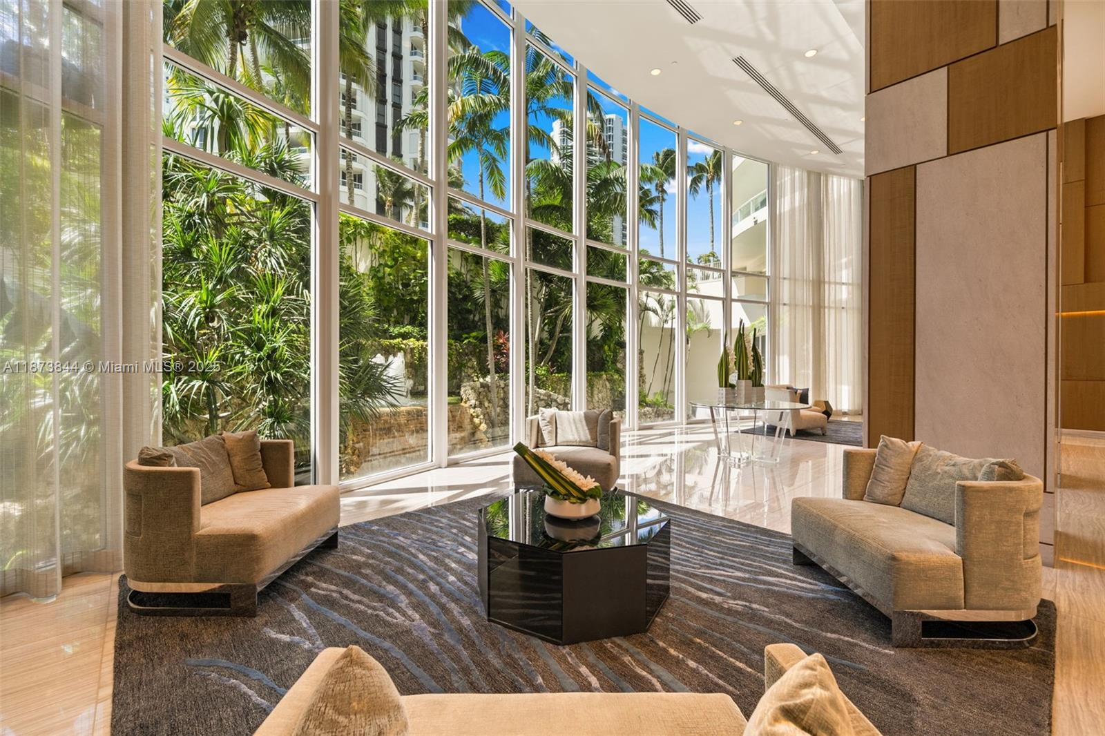 Photo of 21200 Point Pl  #1102, Aventura, Florida, 33180 - 